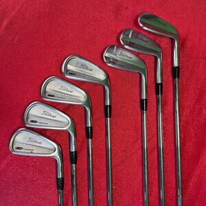 TITLEIST 712 CB/MB Forged 4-PW Right Handed RH R300 Steel Shaft